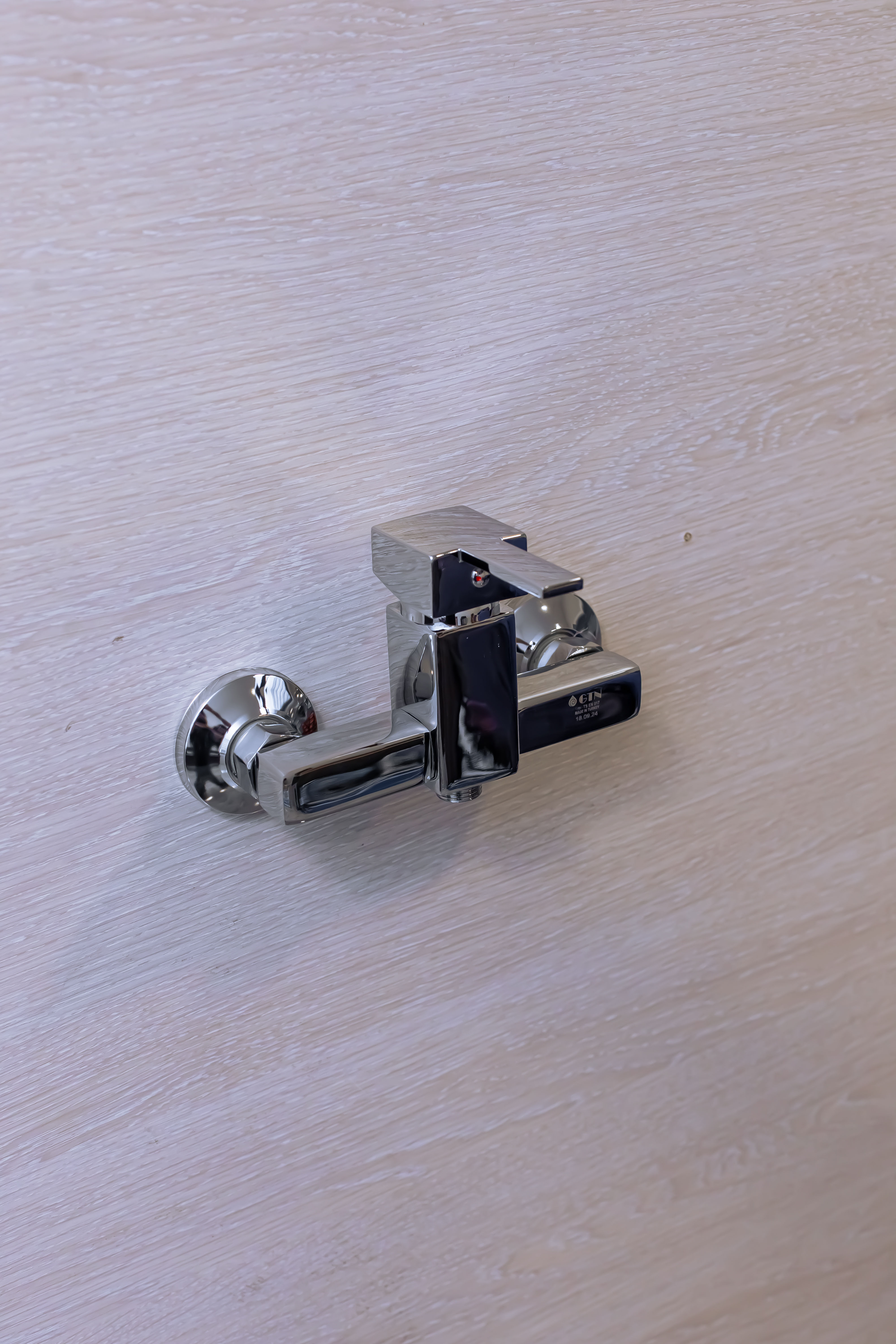 Gigeynik duş simesiteli