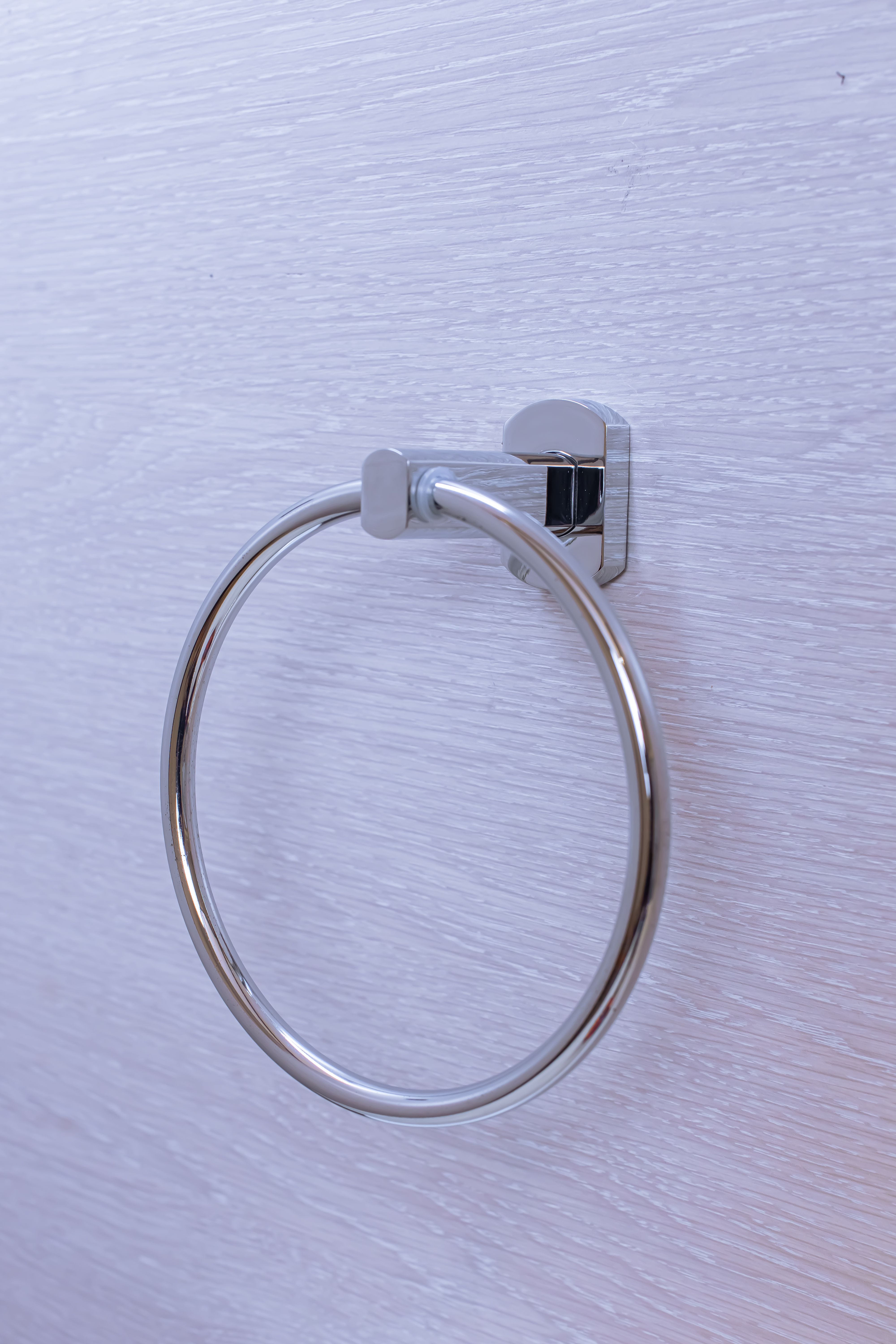 Oval dəsmal asılan