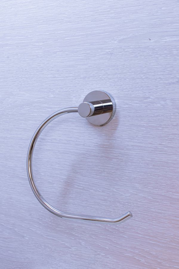 Oval dəsmal asılan