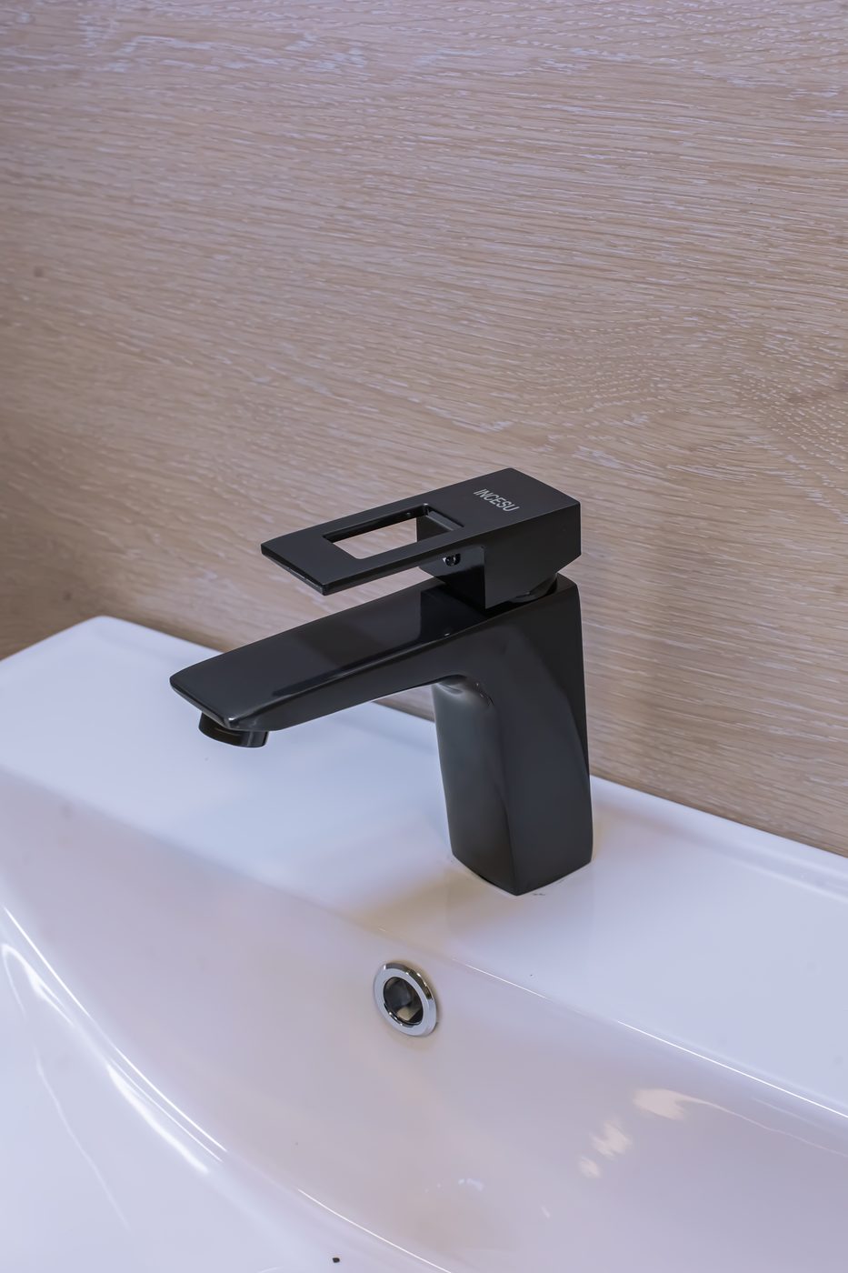 Lavabo smesiteli